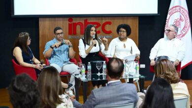 Periodistas y expertos llaman al Estado a regular uso de la IA