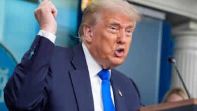 Trump amenaza con quitar fondos a escuelas de California