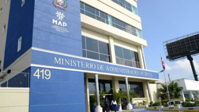 Suspende labores en instituciones públicas a partir del mediodía