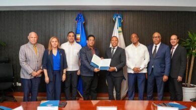 Validan transparencia en licitación del nuevo sistema de licencias de conducir del Intrant