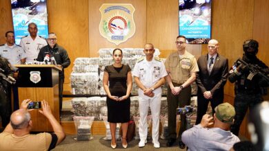 Apresan dos hombres con un cargamento de 484 paquetes de presunta cocaína