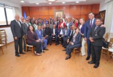 Merenguero y bachateros se reúnen con legisladores por la preservación de la música dominicana