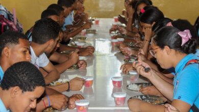Inabie reduce el uso de sal en el menú escolar y controla el azúcar