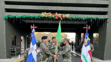 Comandante del Ejército dispone cambios de mando en varias unidades militares