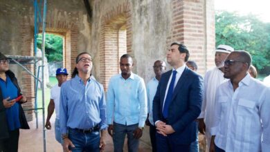 Ministro de Cultura supervisa revitalización patrimonial del antiguo ingenio de Nigua
