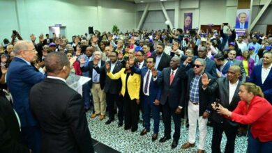 Danilo juramenta la nueva dirección de la corriente gremial Dignidad Jurídica del PLD