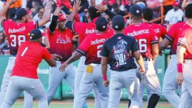 Escogido derrota a los Toros y queda a un triunfo del campeonato