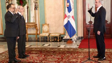 Juramentan a Subero Isa como consultor jurídico y Peralta ministro de Justicia