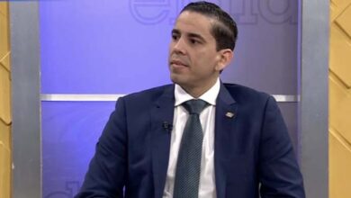 SeNaSa sitúa déficit operativo en RD$14,700 millones y detalla pagos, subregistros y cancelación de contratos