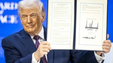 Trump firma en Davos el acta de constitución de la Junta de Paz que promueve