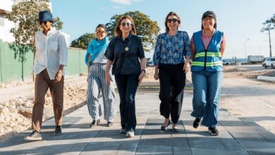 Carolina supervisa avances en construcción del Malecón Deportivo y del Paseo 30 de Mayo