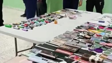 Ocupan en politécnico Ñico Lora de Navarrete armas blancas, vapers y celulares incautados