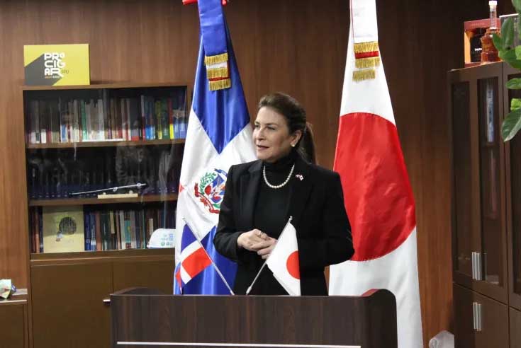 Carolina resalta labor de los dominicanos residentes en el exterior durante su visita a Japón