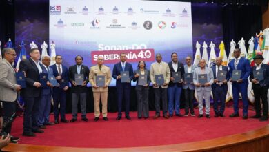 Gobierno lanza «SonanDO» para fortalecer la soberanía radioeléctrica, la identidad cultural y el desarrollo fronterizo