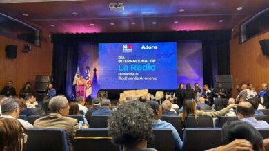 Indotel rinde homenaje a Radhamés Aracena en el Día Internacional de la Radio