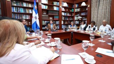 Gabinete de Salud se reúne con gremios de enfermería para abordar demandas del sector