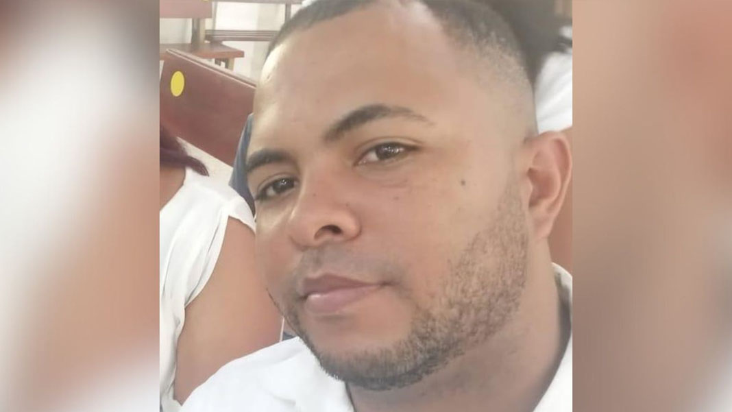 Matan peluquero en tiroteo tras discusión en cancha de baloncesto Altos de Rafey
