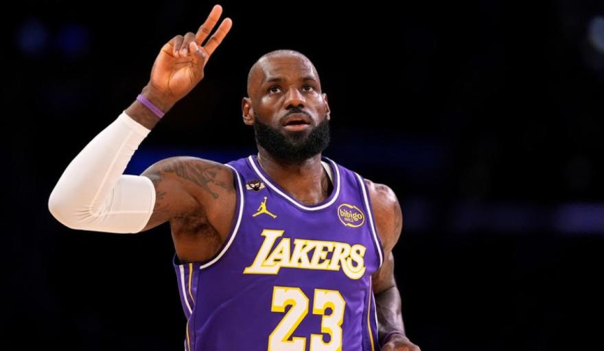 Histórico: LeBron James se convierte en el líder de todos los tiempos en partidos jugados en la NBA