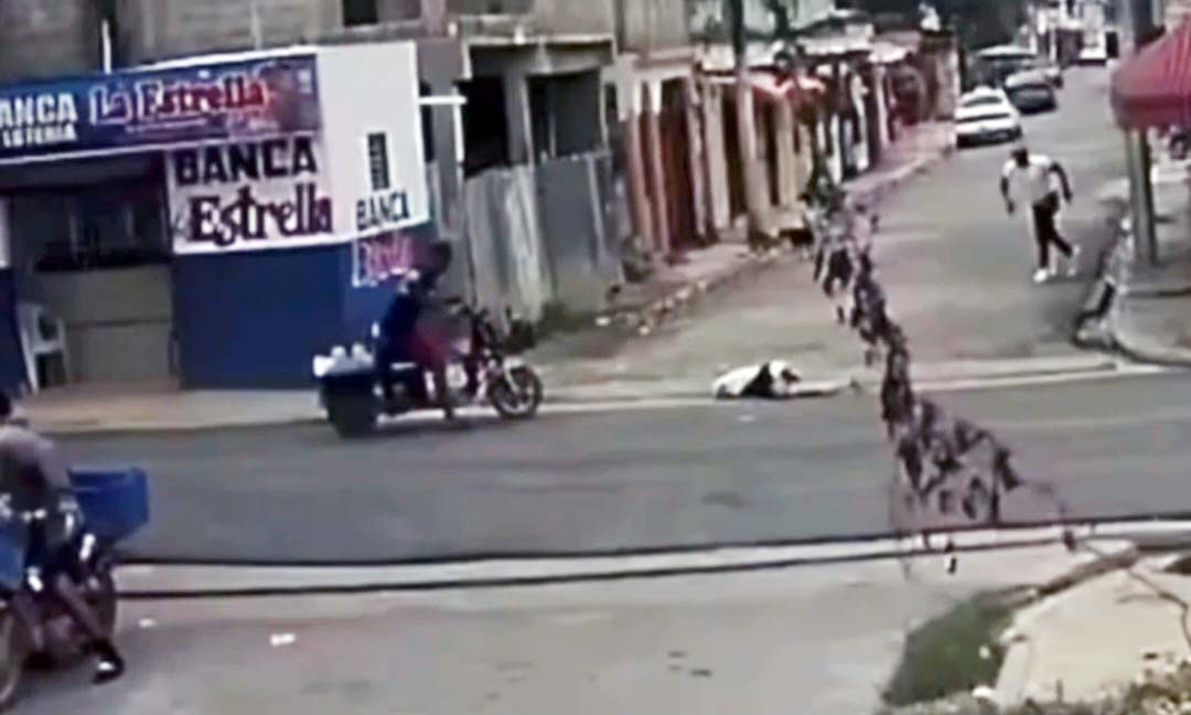 Adolescente en motocicleta eléctrica mata mujer de 70 años en San Luis, SDE