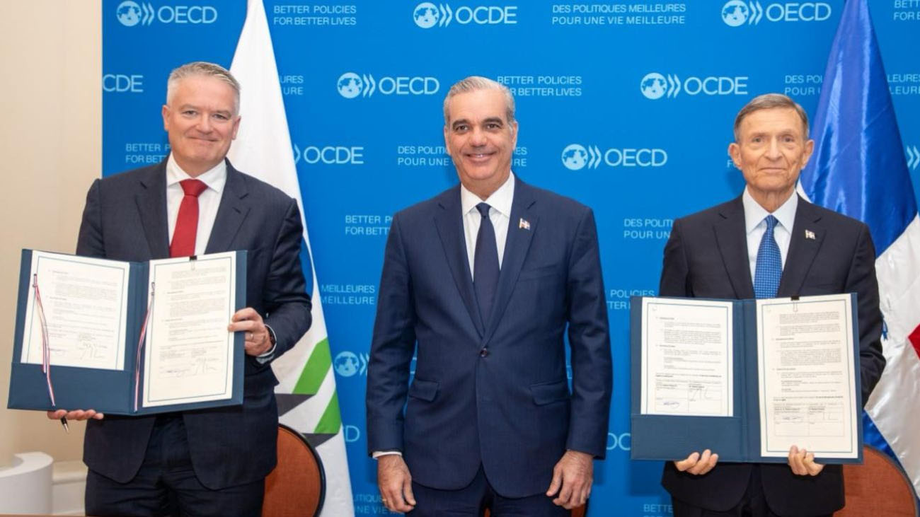 República Dominicana formaliza acercamiento a la OCDE con firma de memorando de entendimiento