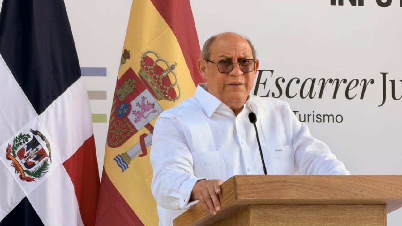 Santos Badía afirma que el Gobierno impulsa una revolución educativa en la República Dominicana