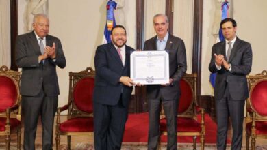Abinader condecora de manera póstuma al expresidente Ulises Francisco Espaillat