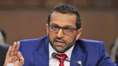 Director del FBI demanda a revista por difamación y reclama US$250 millones