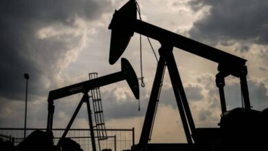 El petróleo de Texas supera los 114 dólares por barril, tras amenazas de Trump contra Irán