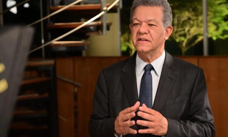 Leonel Fernández llama a la reflexión, la unidad y la solidaridad durante Semana Santa