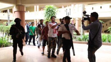 Aplazan audiencia de coerción contra siete acusados por asesinato de un camionero en Santiago