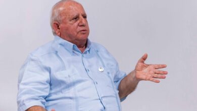 Dr. Fadul lamenta impedimentos para donar tratamientos a niños con autismo