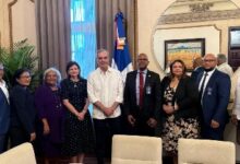 Presidente Luis Abinader se reúne con la directiva del Colegio Médico Dominicano (CMD)