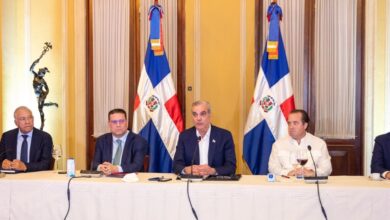 Sector productivo y empresarios se comprometen con presidente Abinader garantizar abastecimiento y enfrentar impacto de la crisis internacional