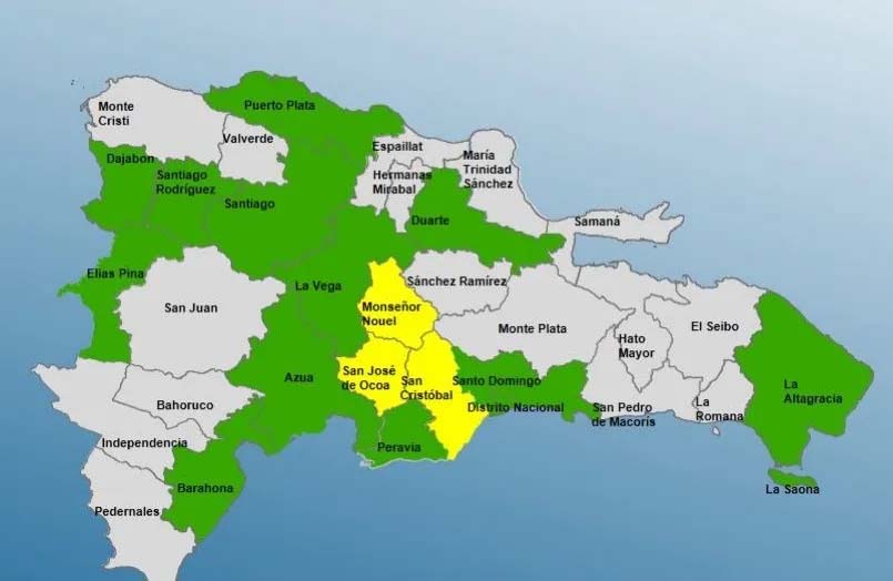 COE mantiene 16 provincias en alerta por vaguada; nueve comunidades incomunicadas
