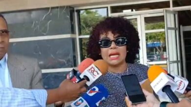 Cheddy García acude a la PGR por caso de allanamiento y robo denunciado por su hija Chelsy Bautista