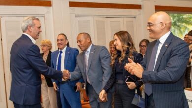 Presidente Abinader se reúne con dominicanos en Costa Rica y reafirma apoyo a la diáspora